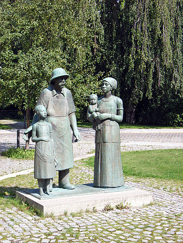 Fotos Albert Schweitzer Denkmal | Weimar